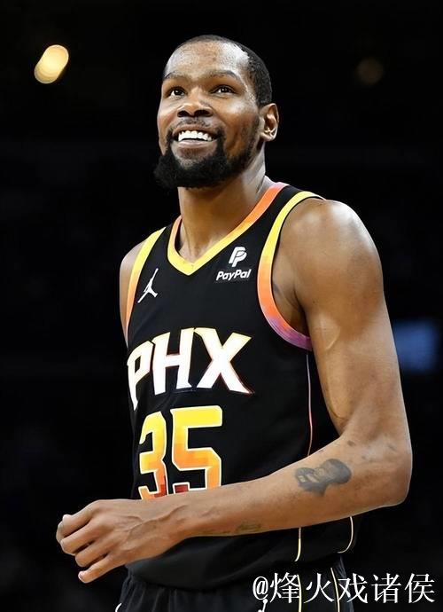 杜兰特成为NBA历史最年长单场25+得分5+封盖的锋线球员