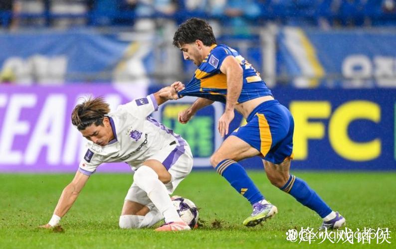 亚冠-蓉城全场仅1次射正胡荷韬伤退 0-2不敌柔佛新山 亚冠-蓉城全场仅1次射正胡荷韬伤退 0-2不敌柔佛新山